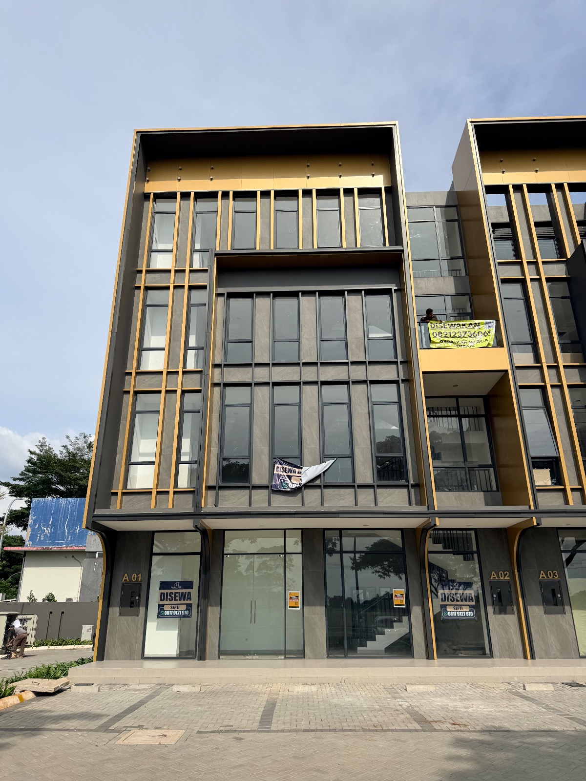 Iconix Studio Loft Gandeng 4Lt + Lift